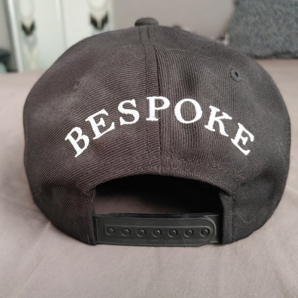 Black Cap - Picture 2 of 3